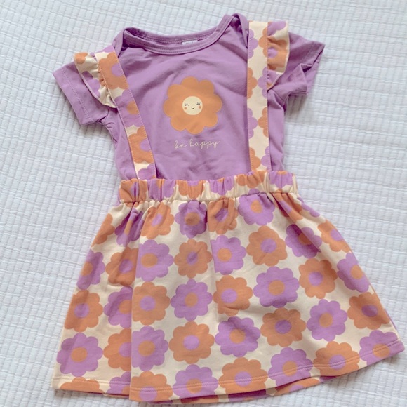 Daisy pinafore dress for toddler girl. Size is 24m. Onesie with pinafore. NWT. - Picture 4 of 14